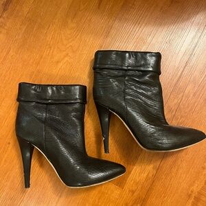 Elegant Black Ankle Boots